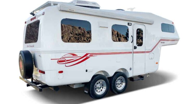 Fifth-Wheel Trailers Market