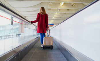 airport moving walkways market