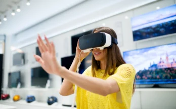 Virtual and Augmented Reality in Retail Market