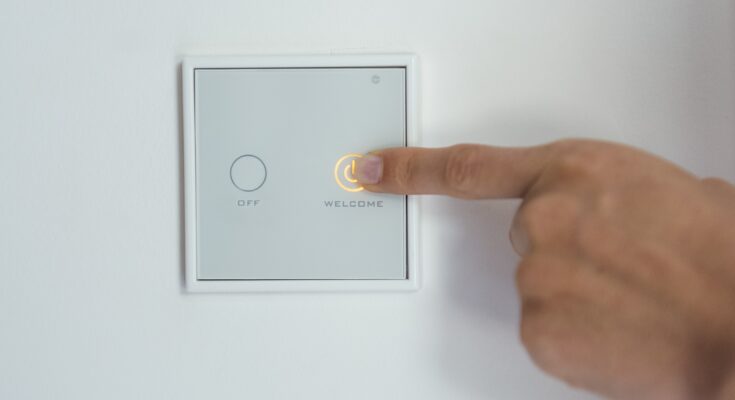 Smart Light Switch Market