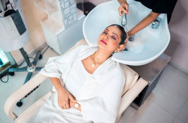 Professional Beauty Services Market