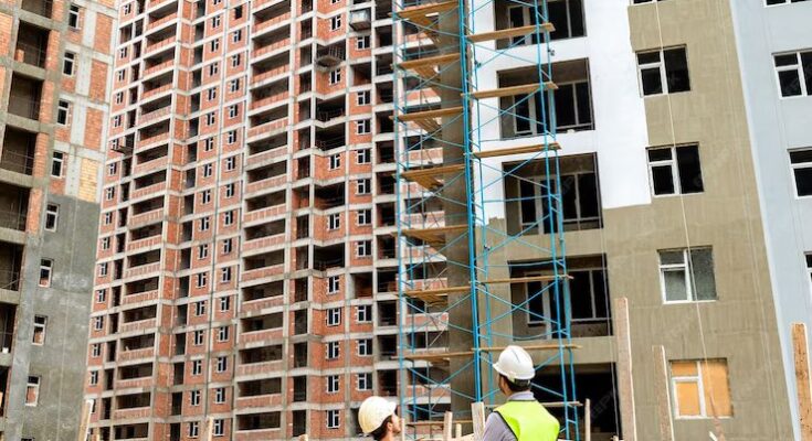 Multifamily Housing Construction (Apartments) Market