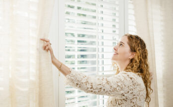 Curtains and Window Blinds Market