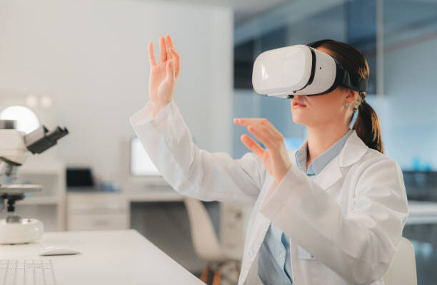 Virtual Reality In Healthcare Market