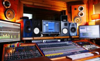 Loudspeakers And Sound Bars